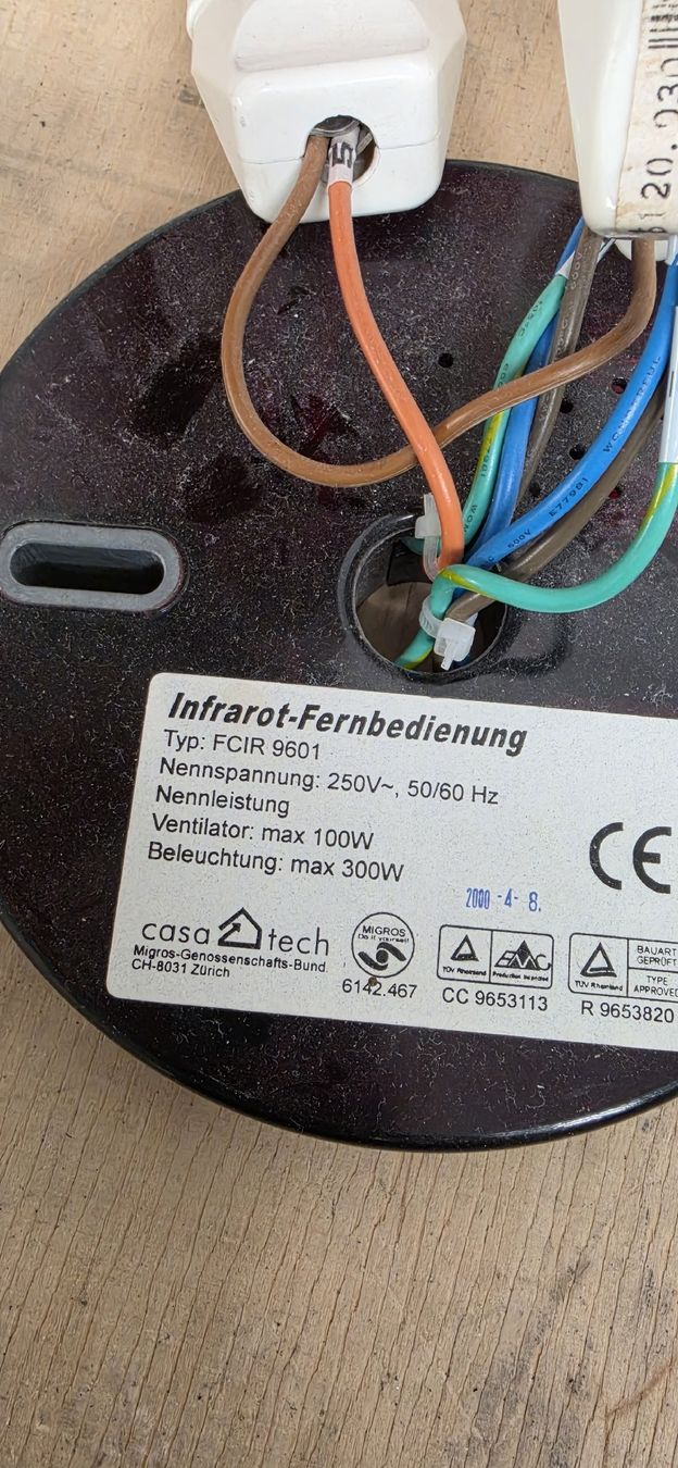 Lampen: Casa Tech für Deckenventilator oder andere Lampen mit Infrar – Gebraucht aus Breitenbach von gnieserli 1