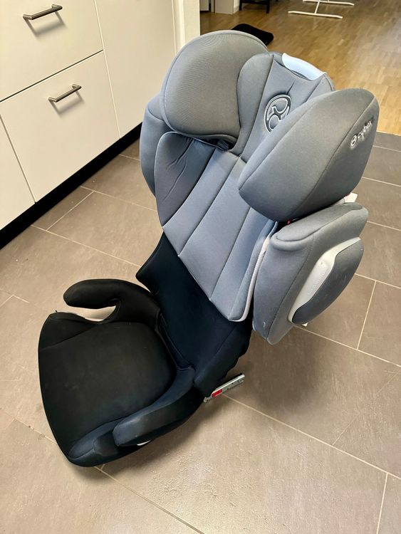 Auto Kindersitz Cybex Q2 mit Sitzschutz