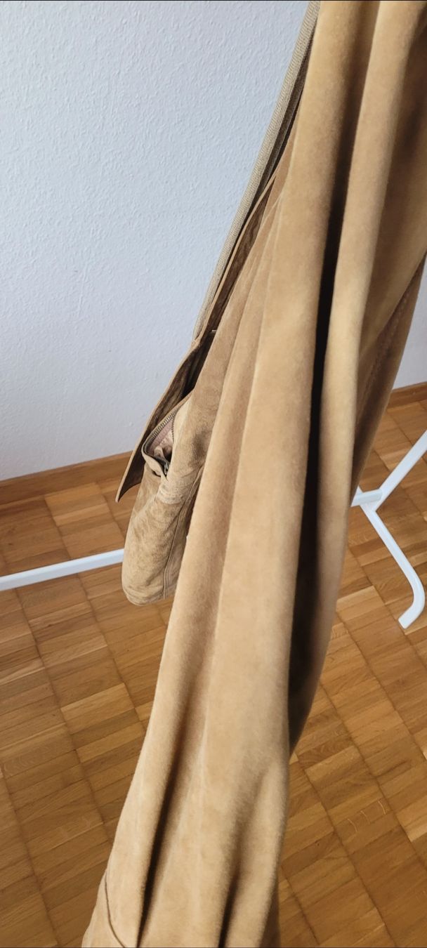 Versace Giacche: Vintage Gianni Versace Wildleder Jacke – Usato da Emmenbrücke venduto da gatasalvache 6