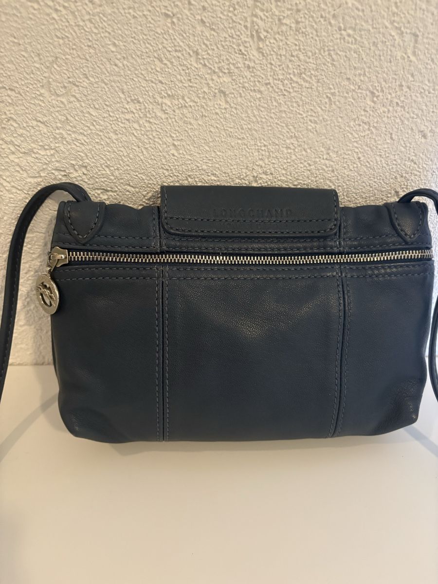 Longchamp Autres vêtements & accessoires: Sac Lonchamp bleu cuir bandoulière  – D'occasion à Pully par kaba07 1