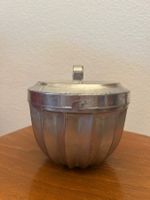 Alte Pudding- und Gugelhopfform aus Metall