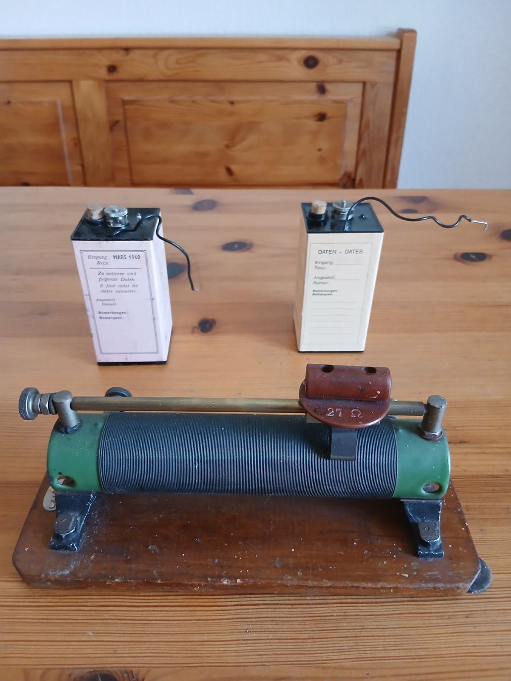 Misurare: Schiebewiderstand und 2 Leclanché Batterien alt – Usato da Oberentfelden venduto da Trinity1945 2