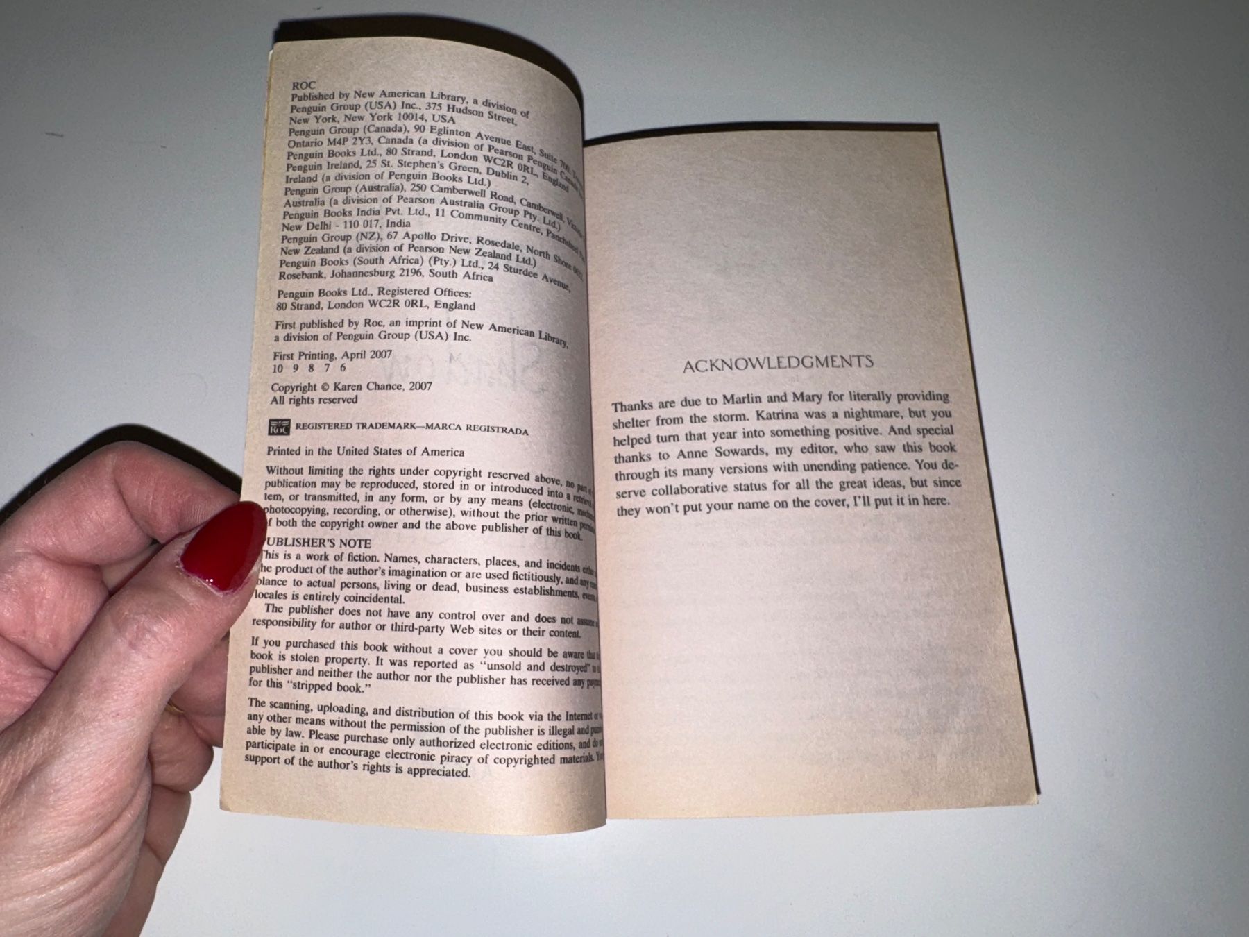 Libri: NOVEL: Karen Chance, Claimed by shadow – Usato da Grosswangen venduto da English_books 4