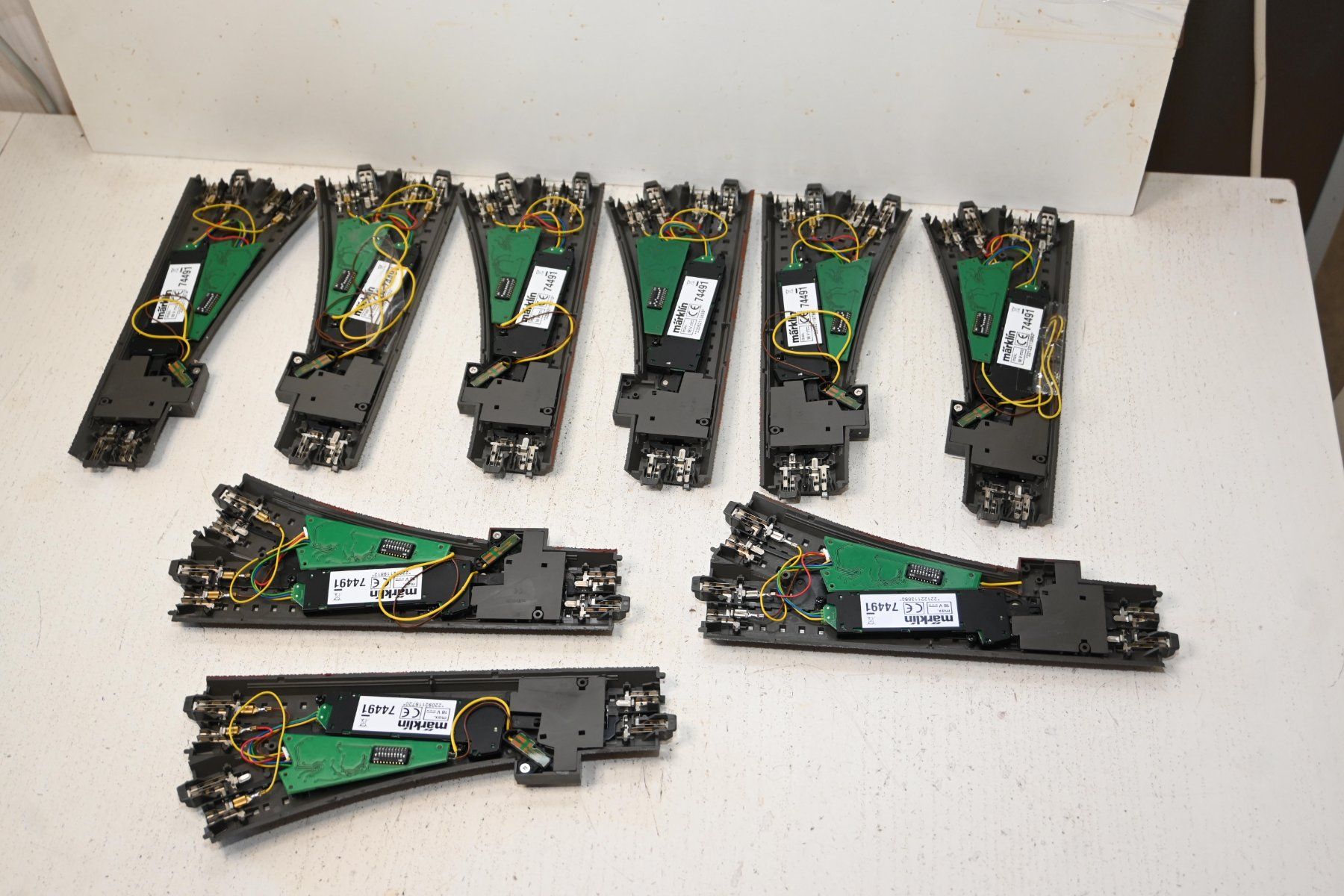 Märklin Modelleisenbahnen: Märklin C Weichen mit Antrieb + Decoder ohne OVP , 9 Stück – Gebraucht aus Laupen ZH von Zmoewe 7