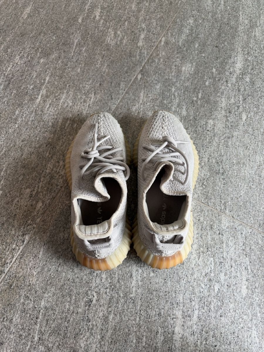 Adidas Scarpe da uomo: Yeezy - 38  – Usato da Davesco-Soragno venduto da Chichijango 2