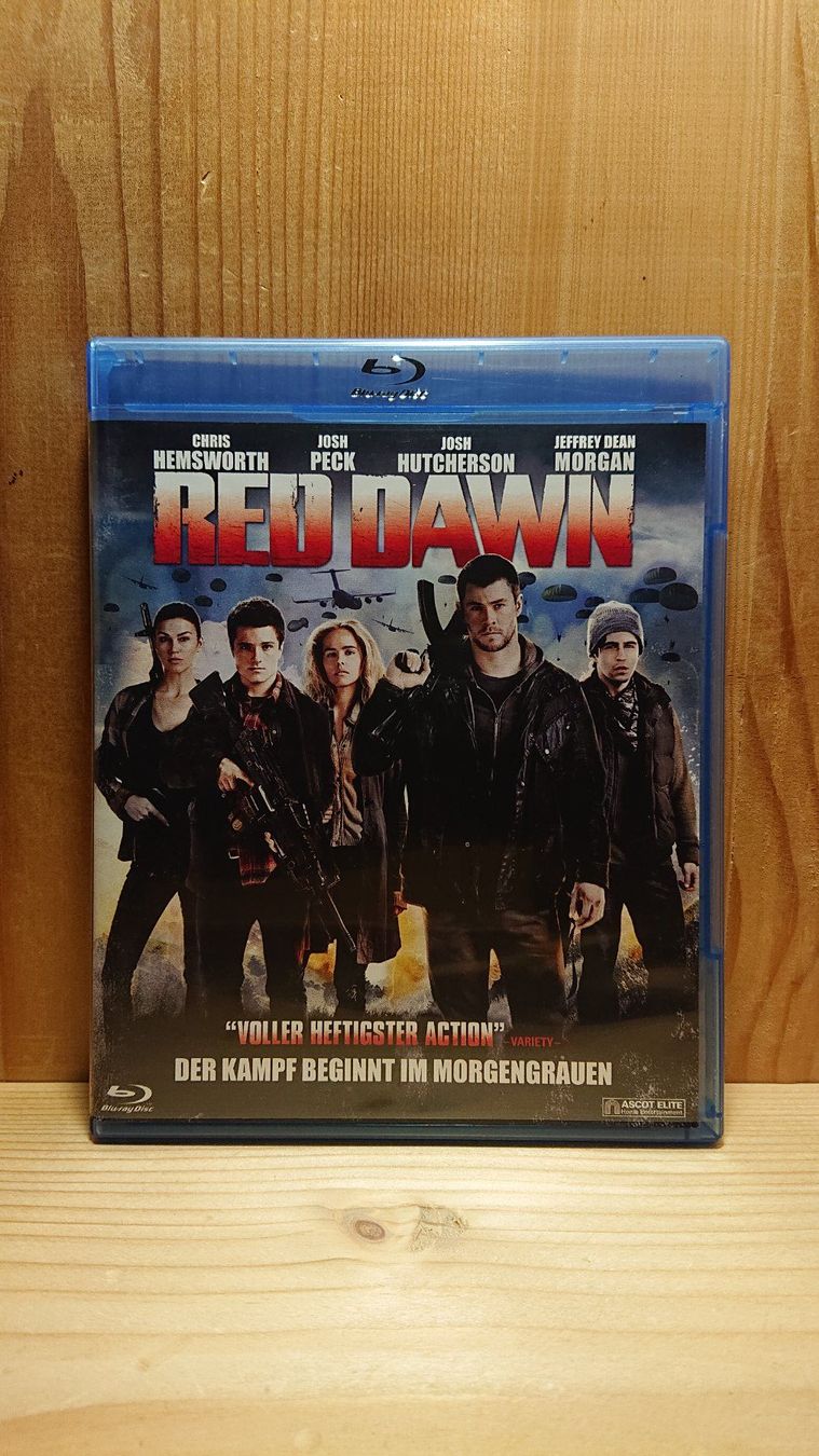 Tutti i DVDs: RED DAWN Blu-Ray mit Chris Hemsworth – Usato da Wilderswil venduto da Exebub