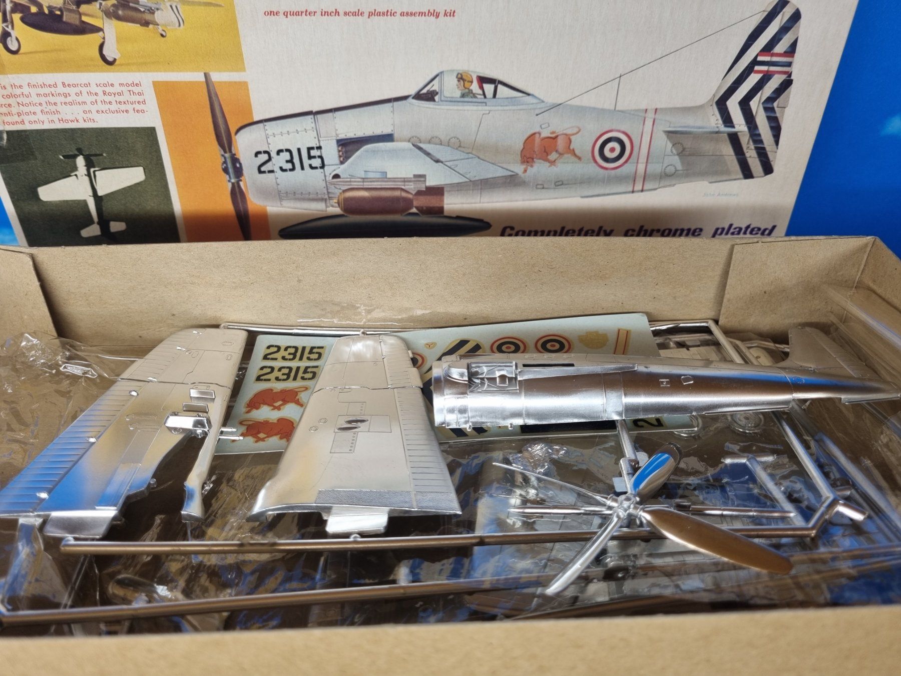 Kit di modellismo & Modellini statici: GRUMMAN F8F-2 BEARCAT 1:48 HAWK – Usato da Männedorf venduto da Modell-Spezialisten 2