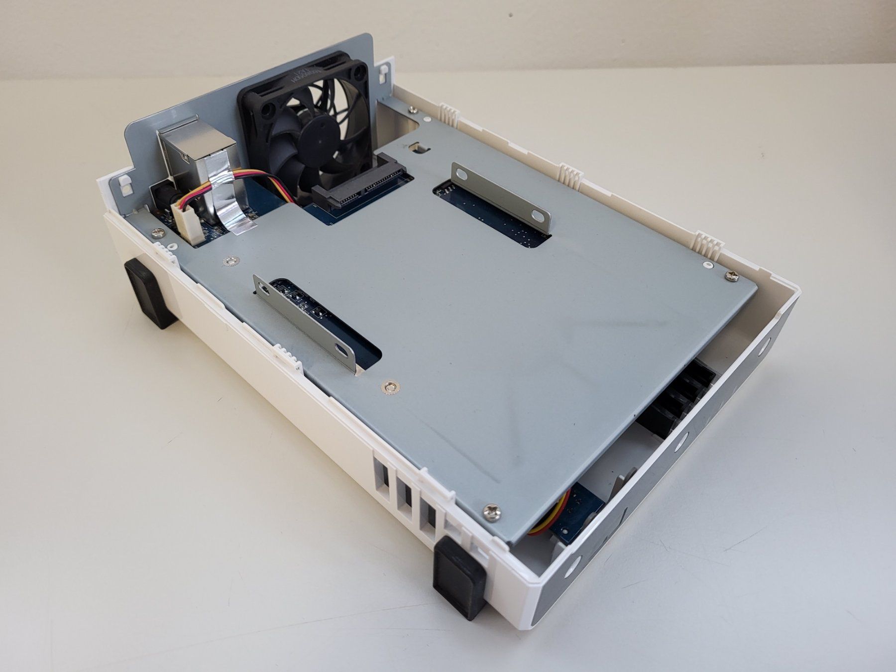 Synology Server: Synology DS115j OHNE HDD – Usato da Brügg BE venduto da POU-BELLE 6