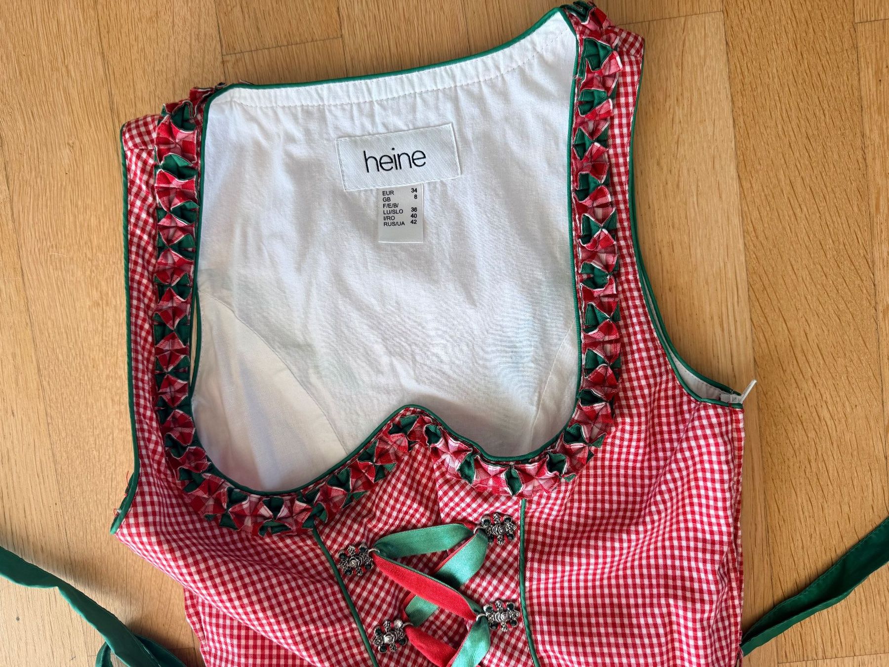 Heine Vestiti: Heine Dirndl Grösse 34 – Usato da Zürich venduto da CaroGro 2