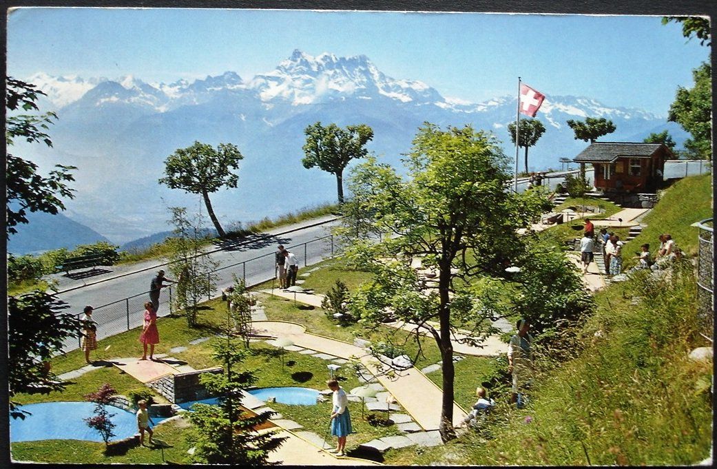Cartoline postali: LEYSIN Le Minigolf avec Les Dents du Midi – Usato da Jona venduto da philajona