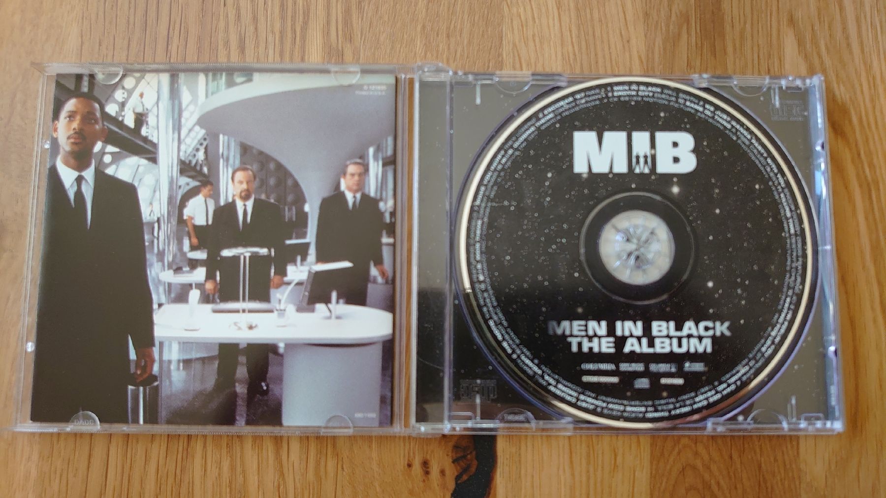 CD: MIB Man In Black - The Album – Usato da Pfäffikon SZ venduto da Wild0 2
