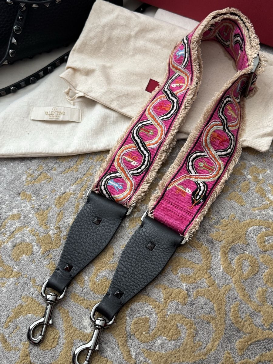 Valentino Borse da donna: Garavani Rockstud Tote inkl. Strap – Usato da Weisslingen venduto da MichelleH 7