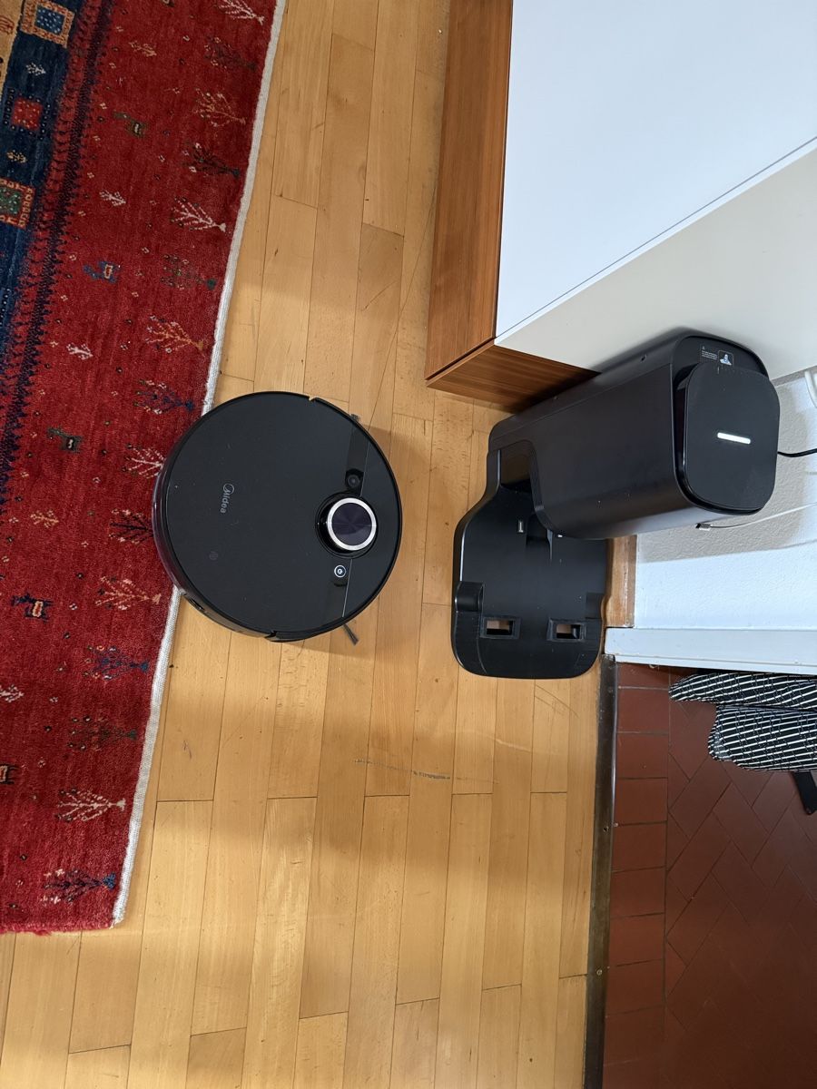 Midea Aspirapolveri & Accessori: Midea S8+ Saugroboter mit Absaugstation – Usato da Birsfelden venduto da mah_6yvz 7