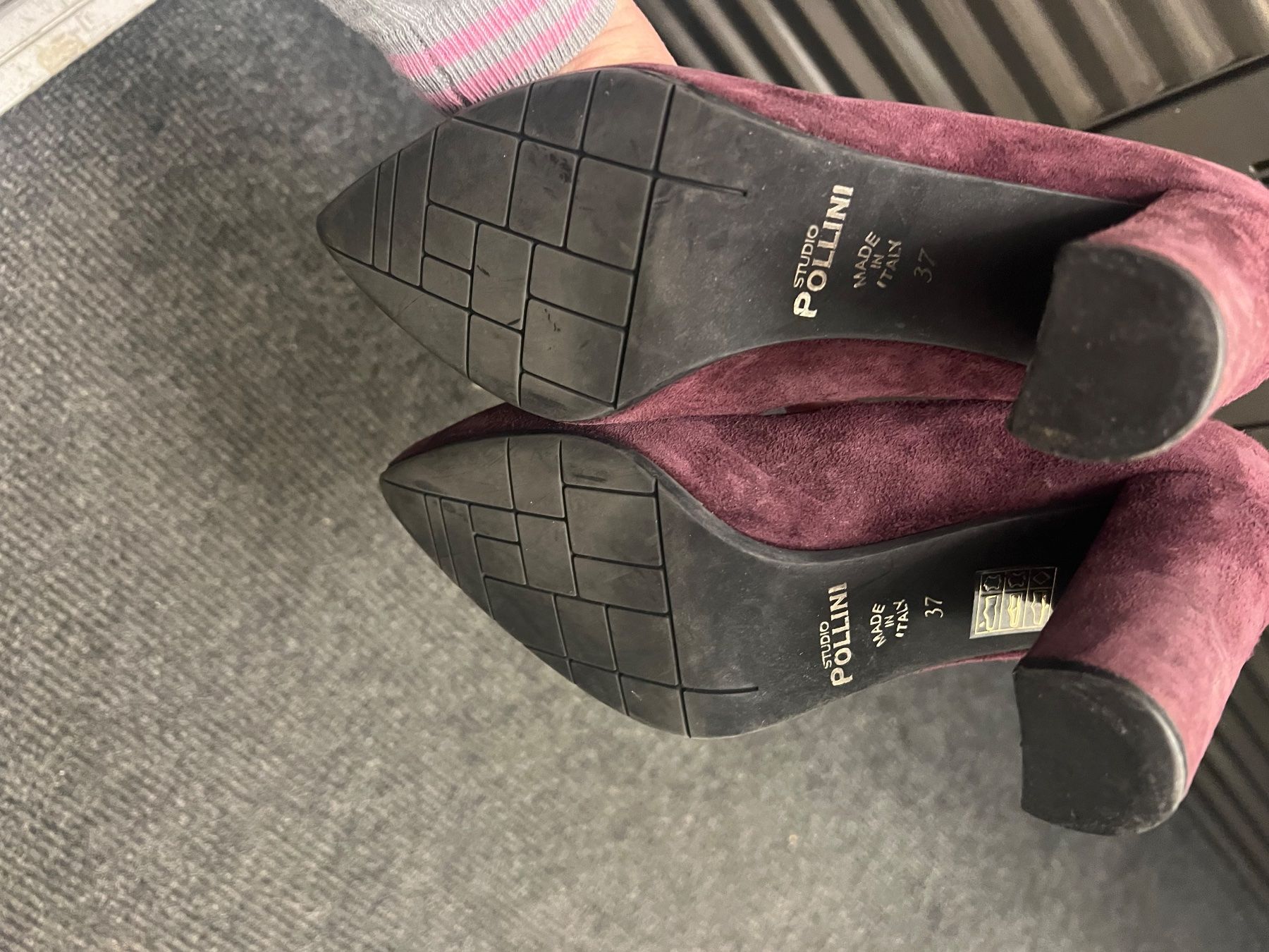 Scarpe da donna: Pumps 👠 pollini – Nuovo (secondo la descrizione) da Biel/Bienne venduto da RO19 3