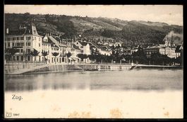 AK Zug, Seepromenade mit Häusern und Kirchtürmen