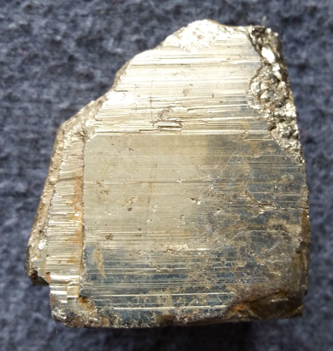 Mineralien & Heilsteine: Grosser Pyrit (Katzengold), 140 Gramm – Gebraucht aus Oberriet SG von ganesh435