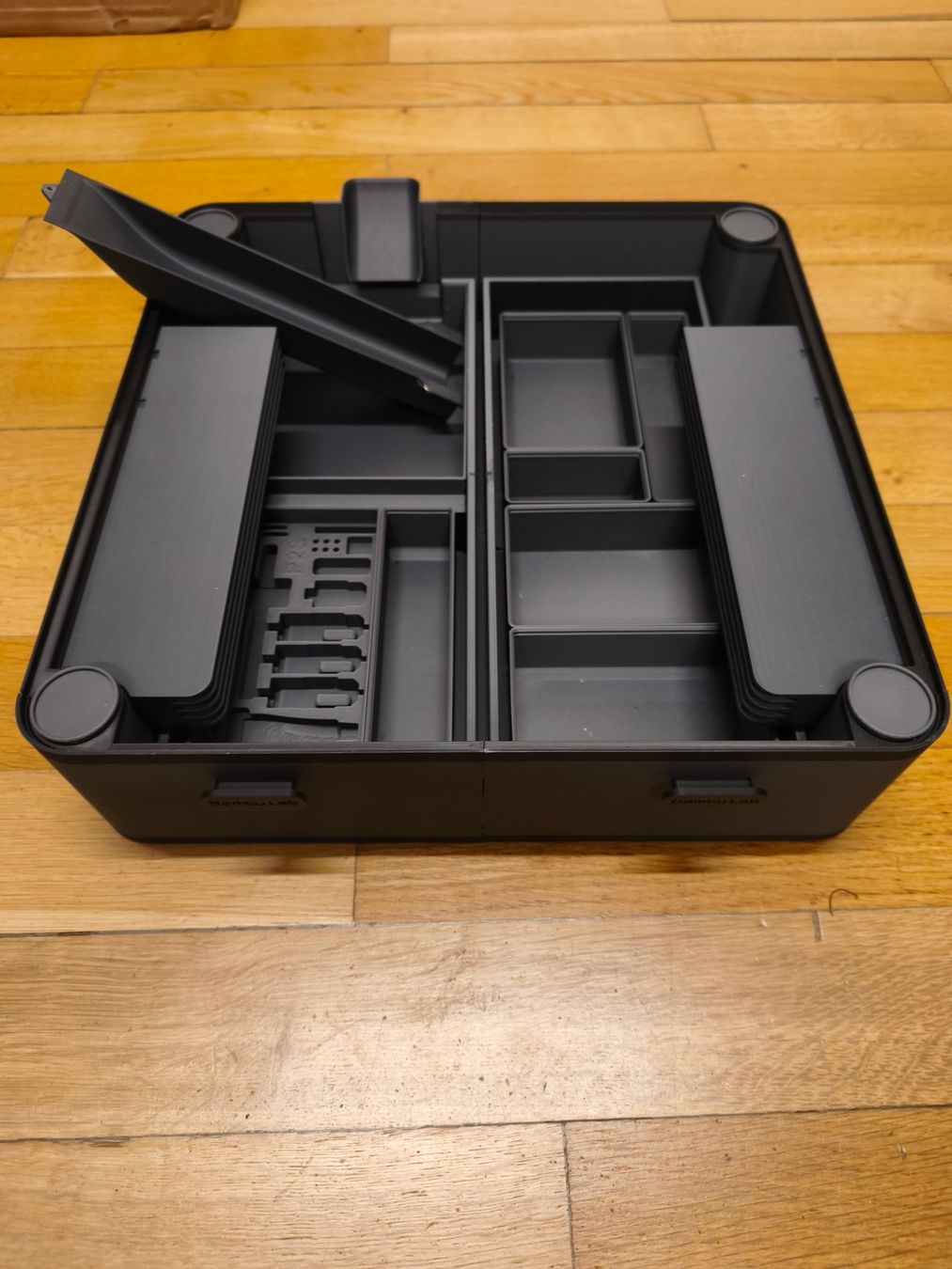Bambu Lab 3D Drucker: Bambu Lab P2S ohne AMS mit Zubehör – Gebraucht aus Meikirch von helping_hand 8