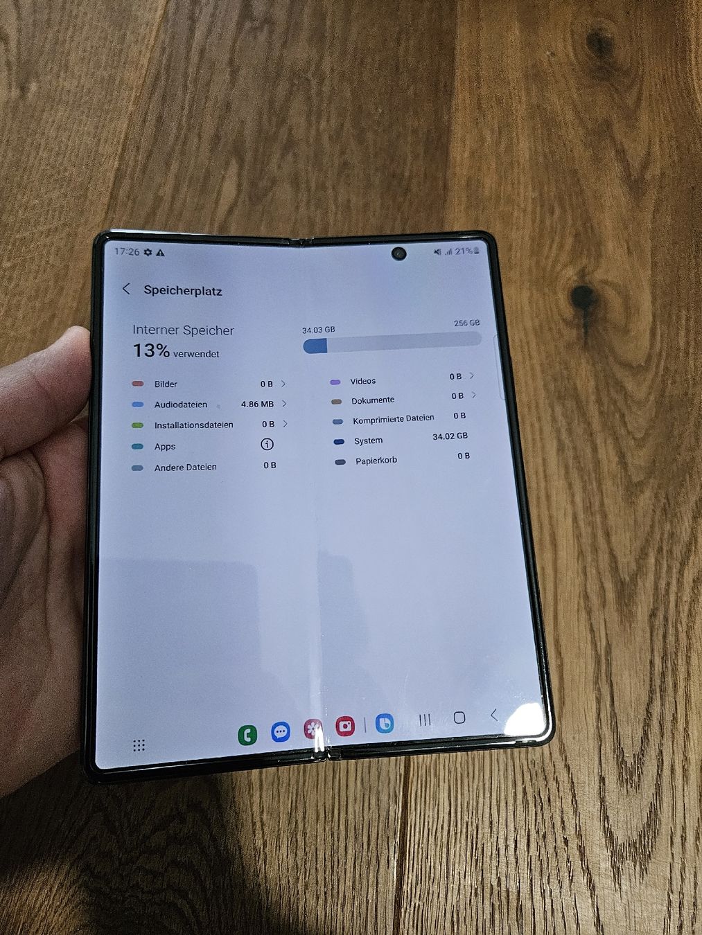 Apple Telefoni cellulari / Smartphones: 2 Samung und 2 IPhone zu Verkaufen – Usato da Muri AG venduto da fitim22_22