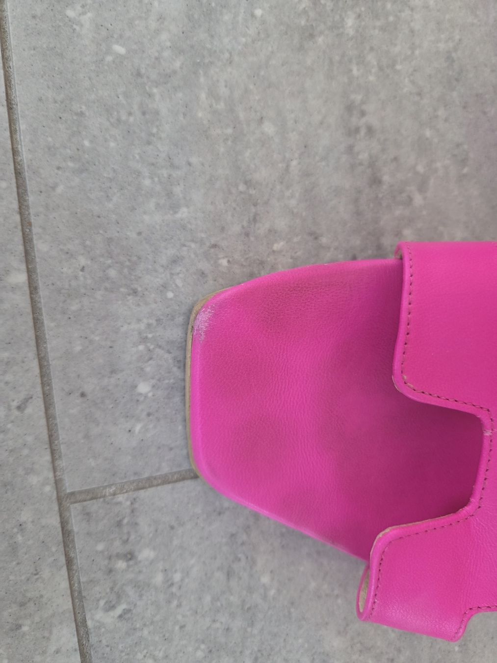 Scarpe da donna: bequeme Pantoletten – Usato da Wiesendangen venduto da Sinhuk 2