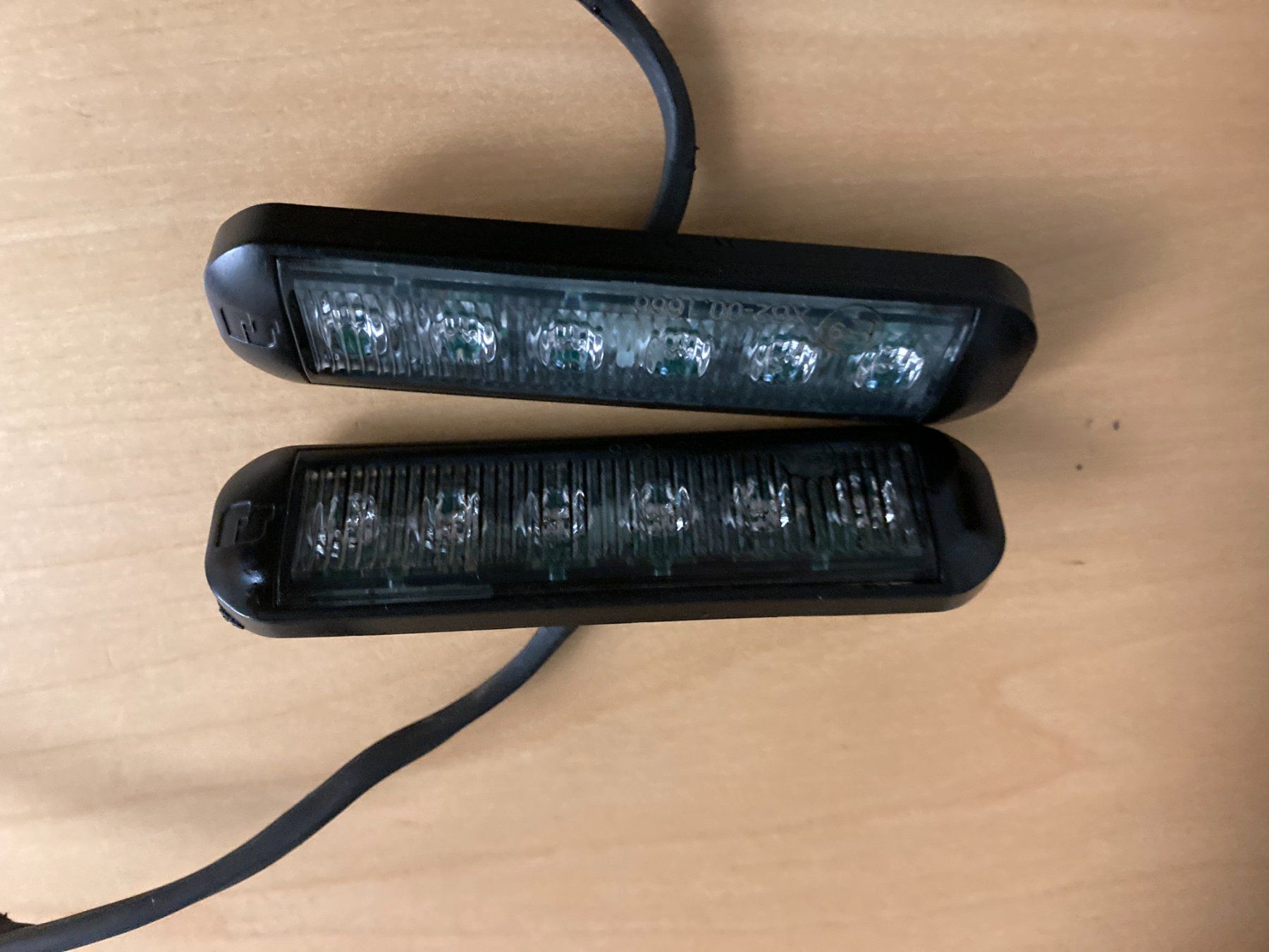Alle Autoersatzteile: NANOLED LED Frontblitzer Blaulicht – Gebraucht aus Cham von WB2223 1