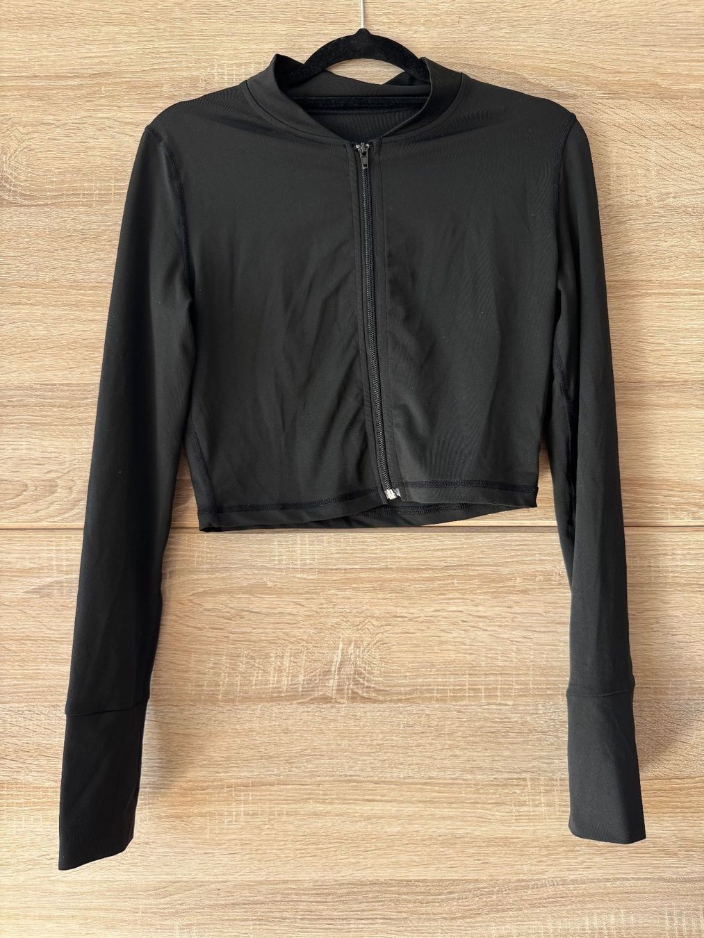 Giacche: Veste de sport noire – Nuovo (secondo la descrizione) da Montreux venduto da Izapeche811