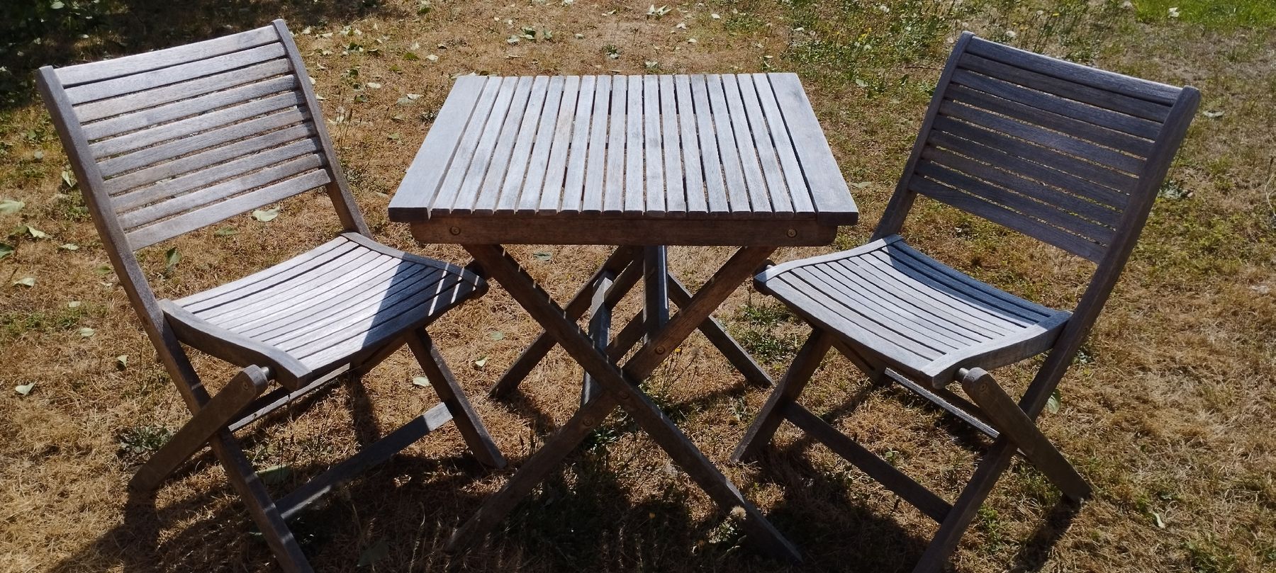Tische: Gartentisch und zwei Stühle Holz gebraucht – Gebraucht aus Wynau von jolimeela 2