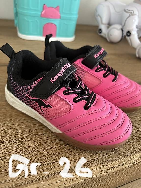 Chaussures garçon: Diverse Kinderschuhe  – D'occasion à Oberstocken par sui_d7tt 4