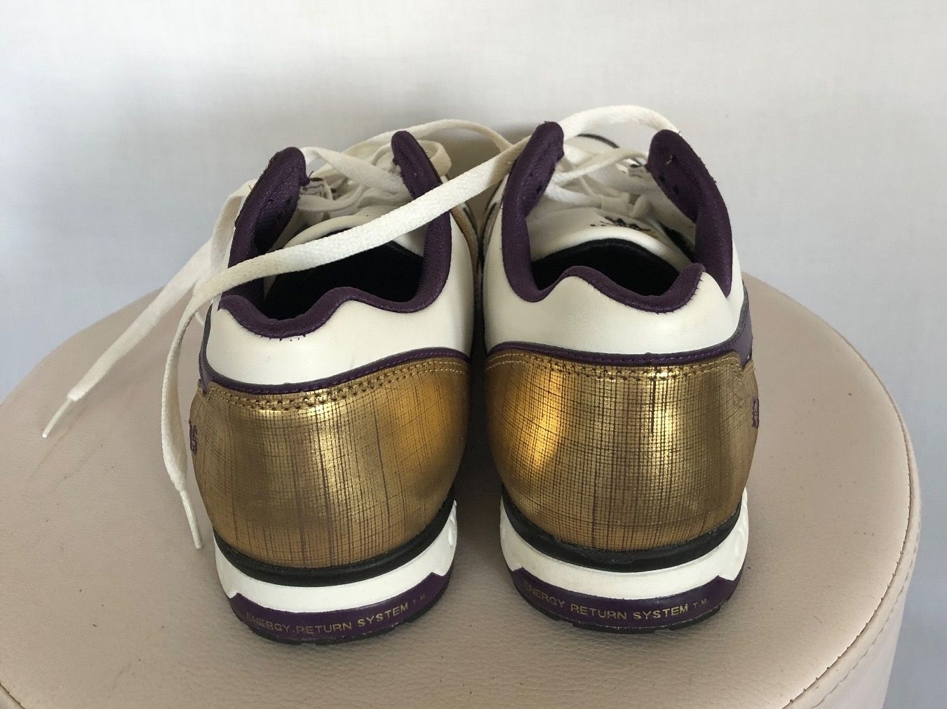 Reebok Scarpe da donna: Baskets blanches et dorées Reebok ERS Racers 40 – Nuovo (secondo la descrizione) da Coppet venduto da Vanessamode 5