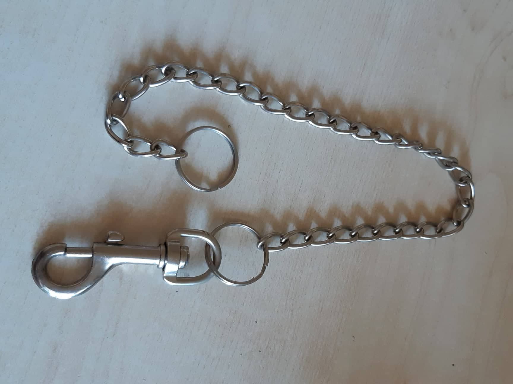 Colliers: Kette Metall mit Karabiner 45 cm – D'occasion à Möhlin par Simba4871 1