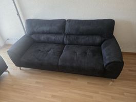 3er Sofa – Modernes schwarzes Stoffsofa in gutem Zustand