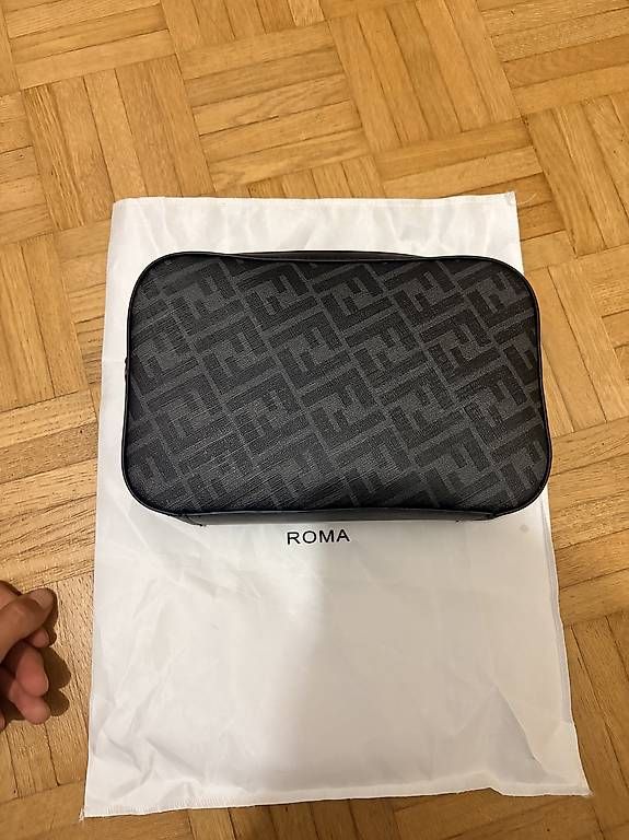 Taschen: Sacoche Fendi 1.1  – Gebraucht aus Carouge GE von mvi_8xfx 3