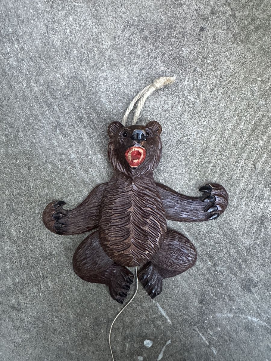 Statuette: alter handgeschnitzter Bär / Hampelmann – Usato da Zürich venduto da frauflufelberg 2