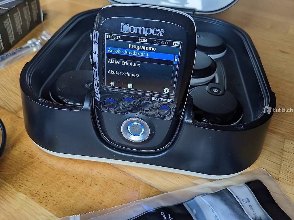 Compex Dispositivi per massaggi: Compex Wireless Muskelstimulator Gratisversand – Usato da Innertkirchen venduto da Flir 1