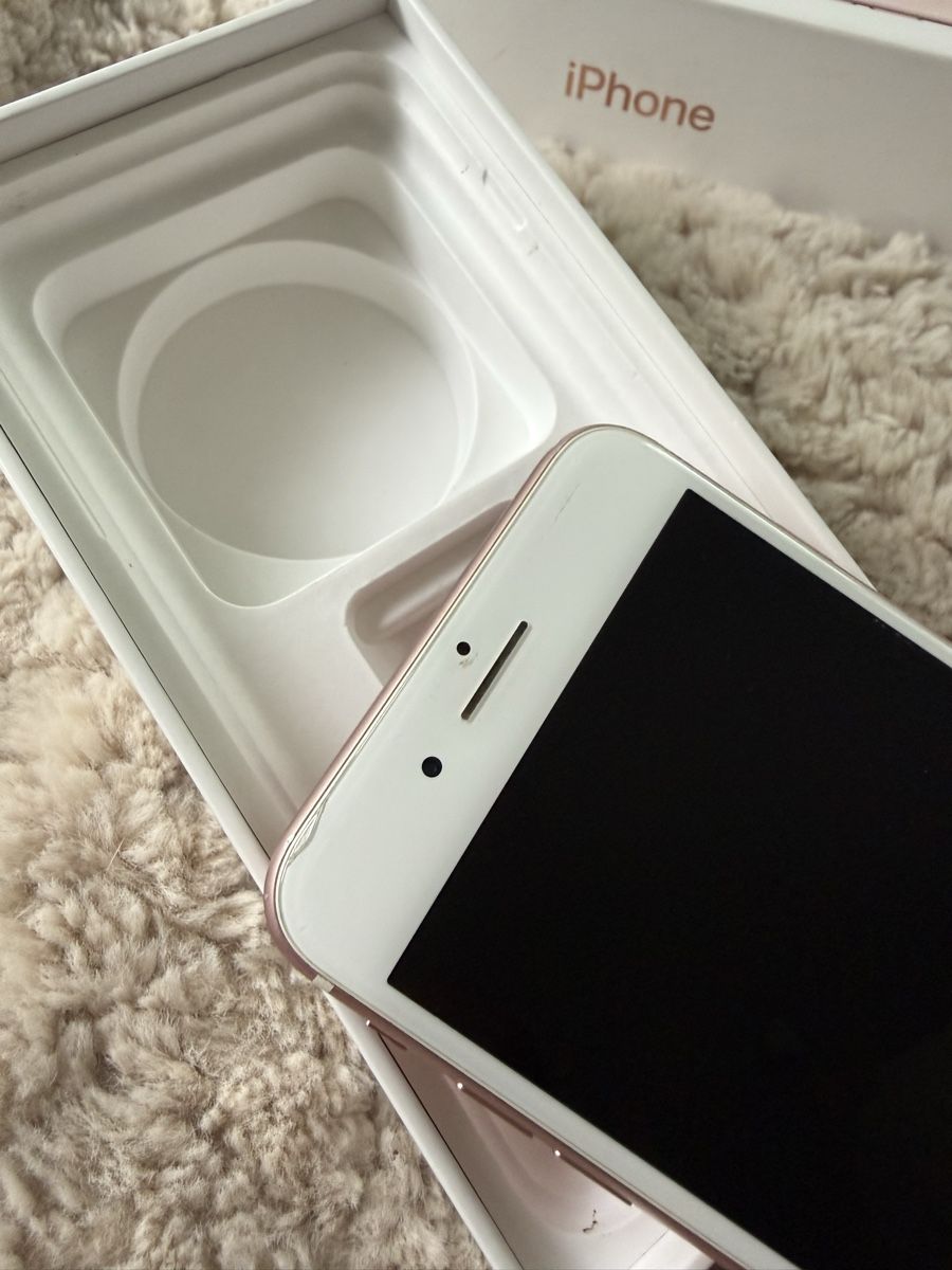 Apple Handys / Smartphones: Apple iPhone 7 Plus Roségold gebraucht mit Originalbox – Gebraucht aus Pratteln von Jele_1112 2