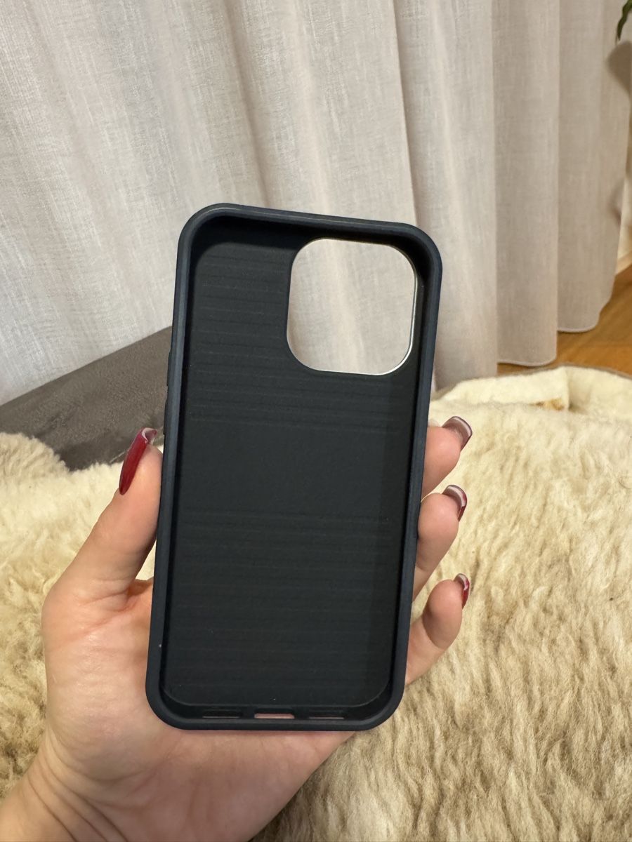 Cover & Protezioni schermo: Handycover BURGA iPhone 13Pro – Nuovo e nell'imballaggio originale da Rorschach venduto da Tonia91 1