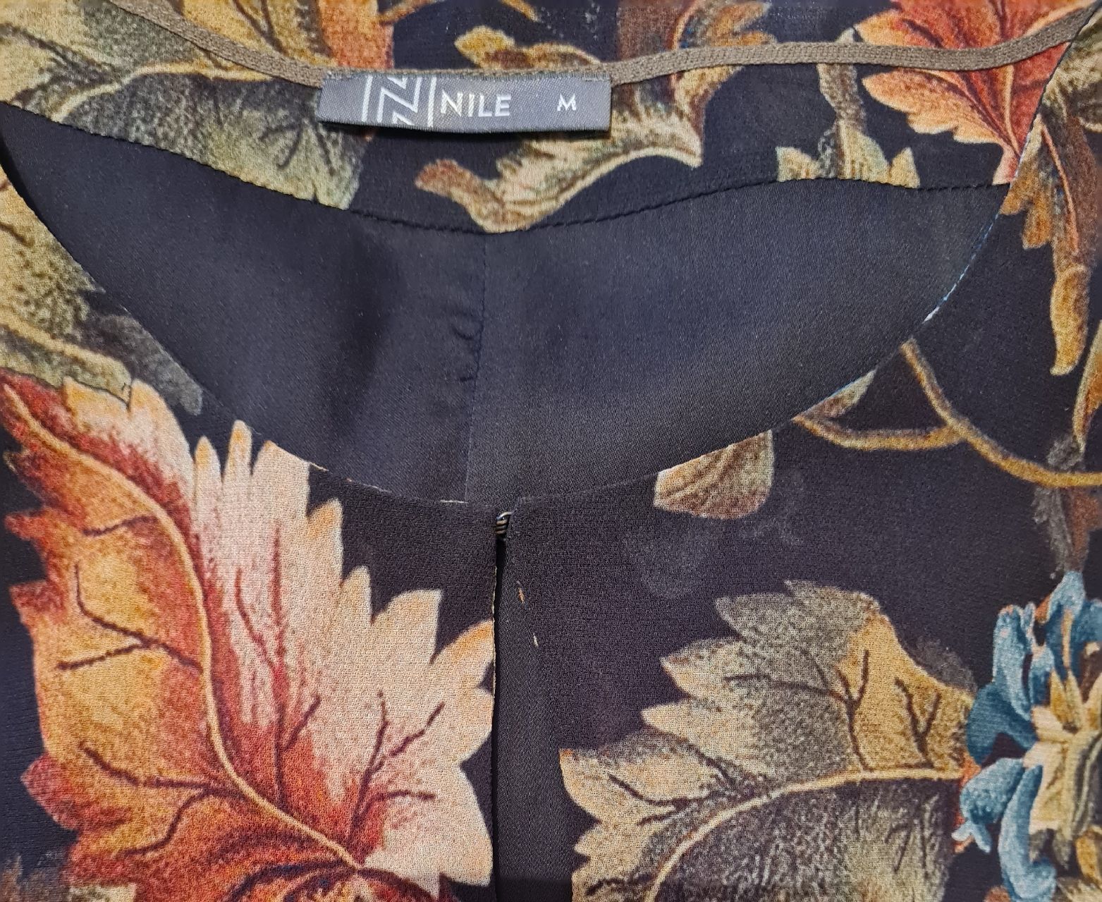 Nile Kleider: Nile Kleid Gr. M – Gebraucht aus Schaffhausen von 4spatzen 4