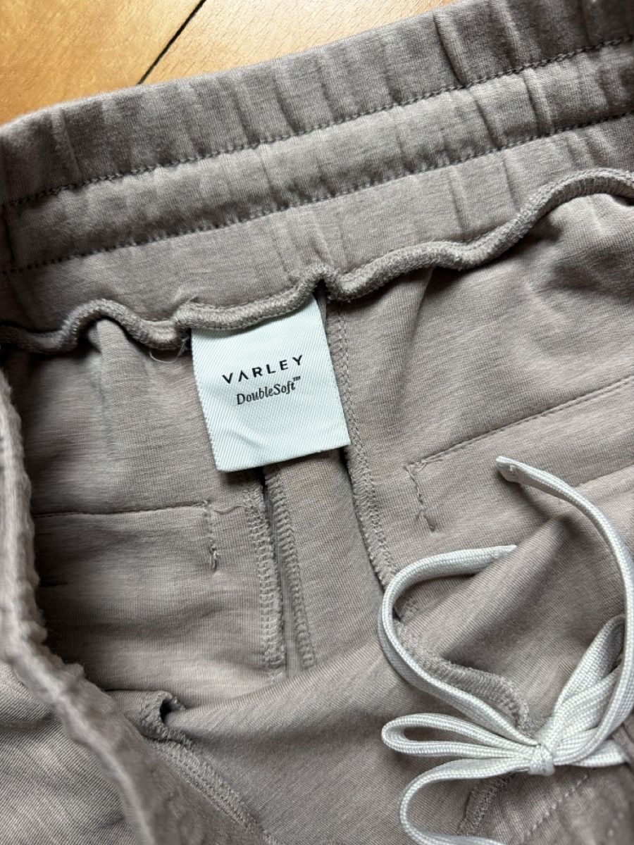 Pantalons: Varley Sweathose Doublesoft – Neuf (Voir description) à Solothurn par Vintage87 1