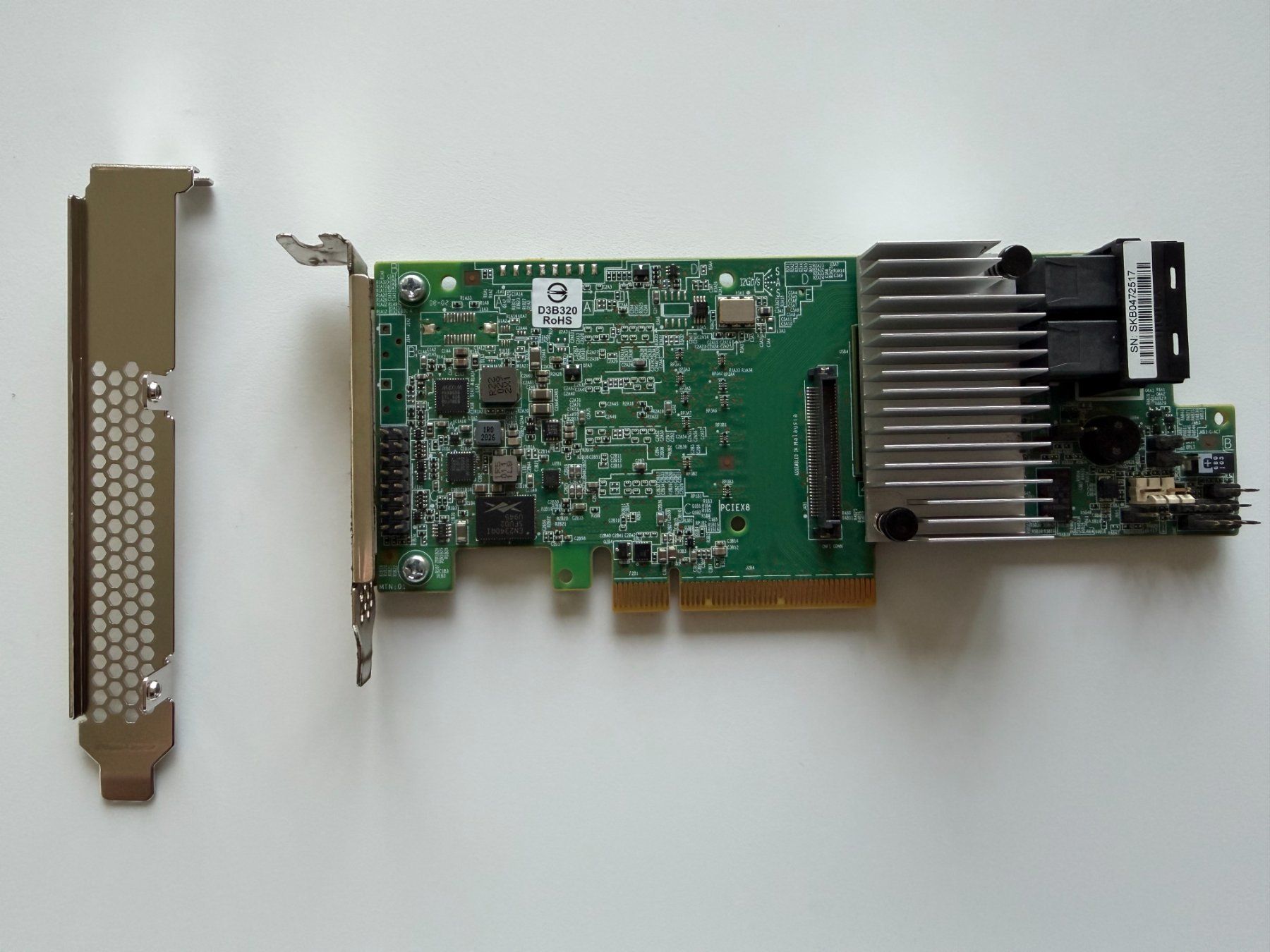 Unità & Adattatore: Broadcom MegaRAID SAS 9361-8i – Usato da Pratteln venduto da HMW-Solutions