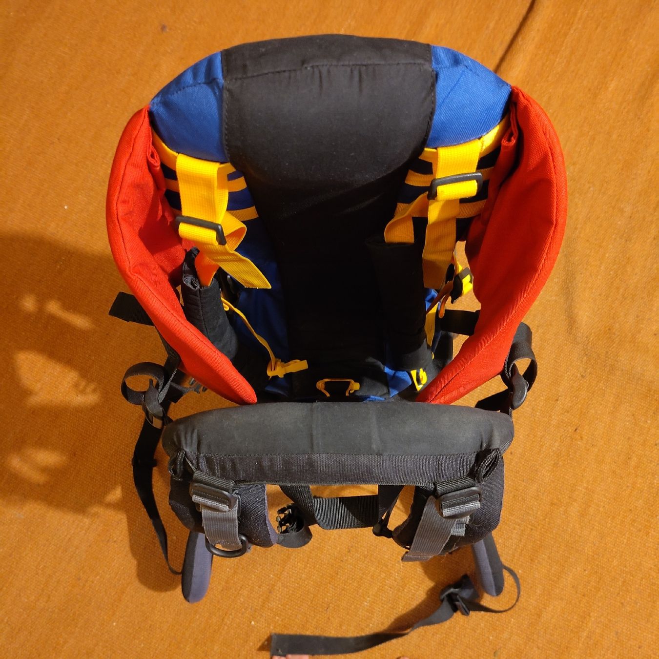 Deuter Marsupi portabebè: Kindertrage -Rucksack bis 22kg Deuter – Usato da Genève venduto da Lenawi 4