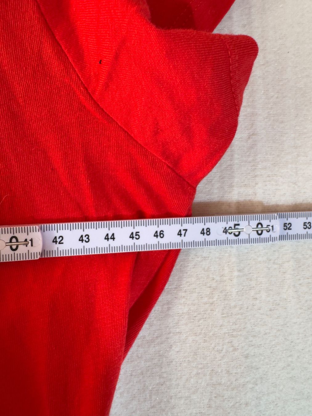 Primark T-shirt: Rotes T-Shirt von Primark Gr. 40 – Usato da Grosswangen venduto da second_hand_dress 3