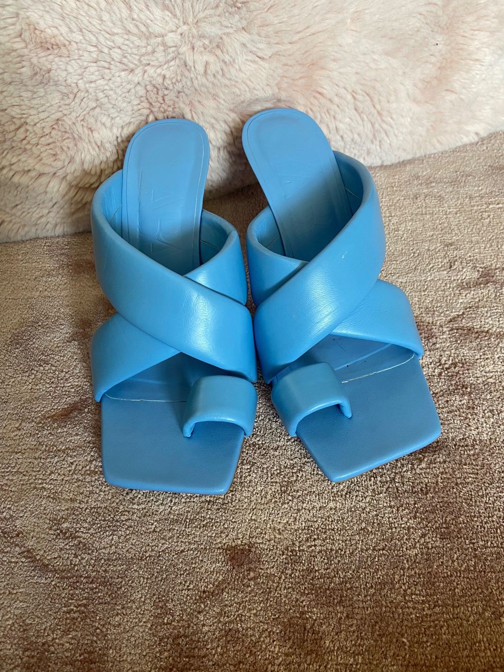 Zara Scarpe da donna: Blaue Leder Sandaletten Gr.40 Absatz 9 cm – Usato da Ostermundigen venduto da Natalia1973 1