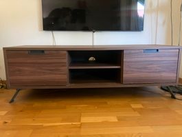 Modernes TV-Board / Sideboard Nussbaumoptik 156 × 50 × 50 cm