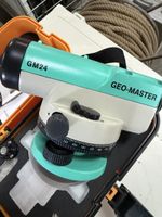 Nivelliergerät Geo-Master GM24 mit Stativ gebraucht