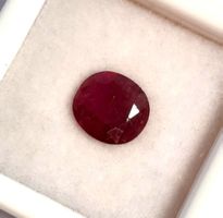 Rubis ovale 10x8 mm - Valeur 140.- Fr