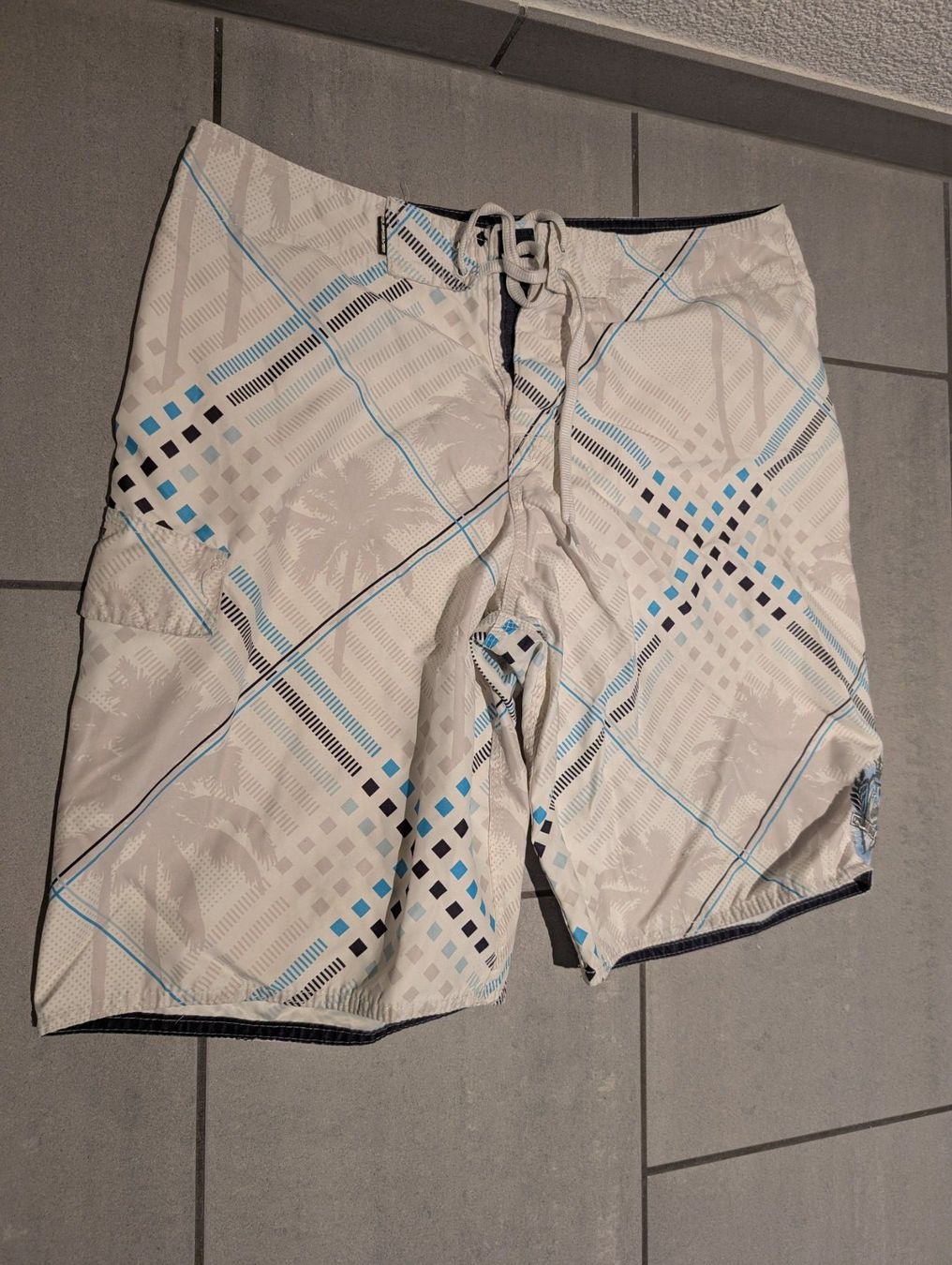 Quiksilver Badehosen: *** Quicksilver Surf-Shorts *** – Gebraucht aus Wollerau von R3D3X3