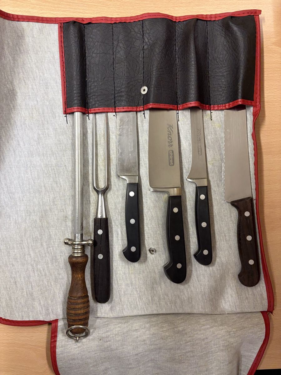 Couteaux: Messerset mit Roll-Etui, 6-Teilig – D'occasion à Meilen par mogli_luna