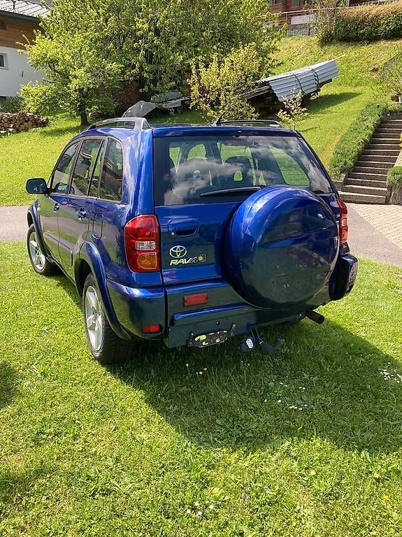 Automobili: À vendre Toyota RAV 4  2.0 – Usato da Troistorrents venduto da Tatounet 1