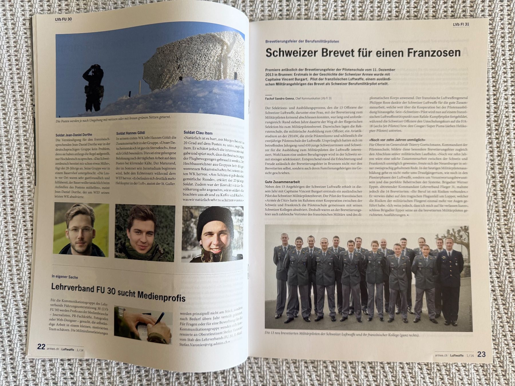 Revues & Magazines: 3 Publikationen Schweizer Luftwaffe von 2014 – D'occasion à Brütten par Hst1 9
