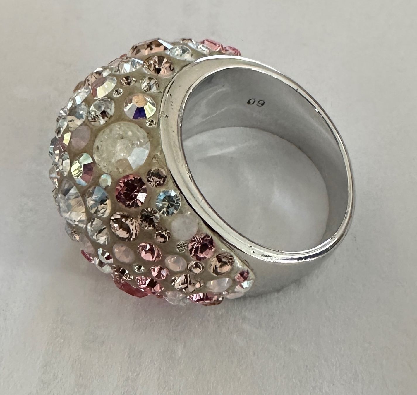Swarovski Ringe: Wunderschöner Ring mit Glitzersteinen, Grösse 9 (19mm) – Gebraucht aus Dübendorf von Ja032