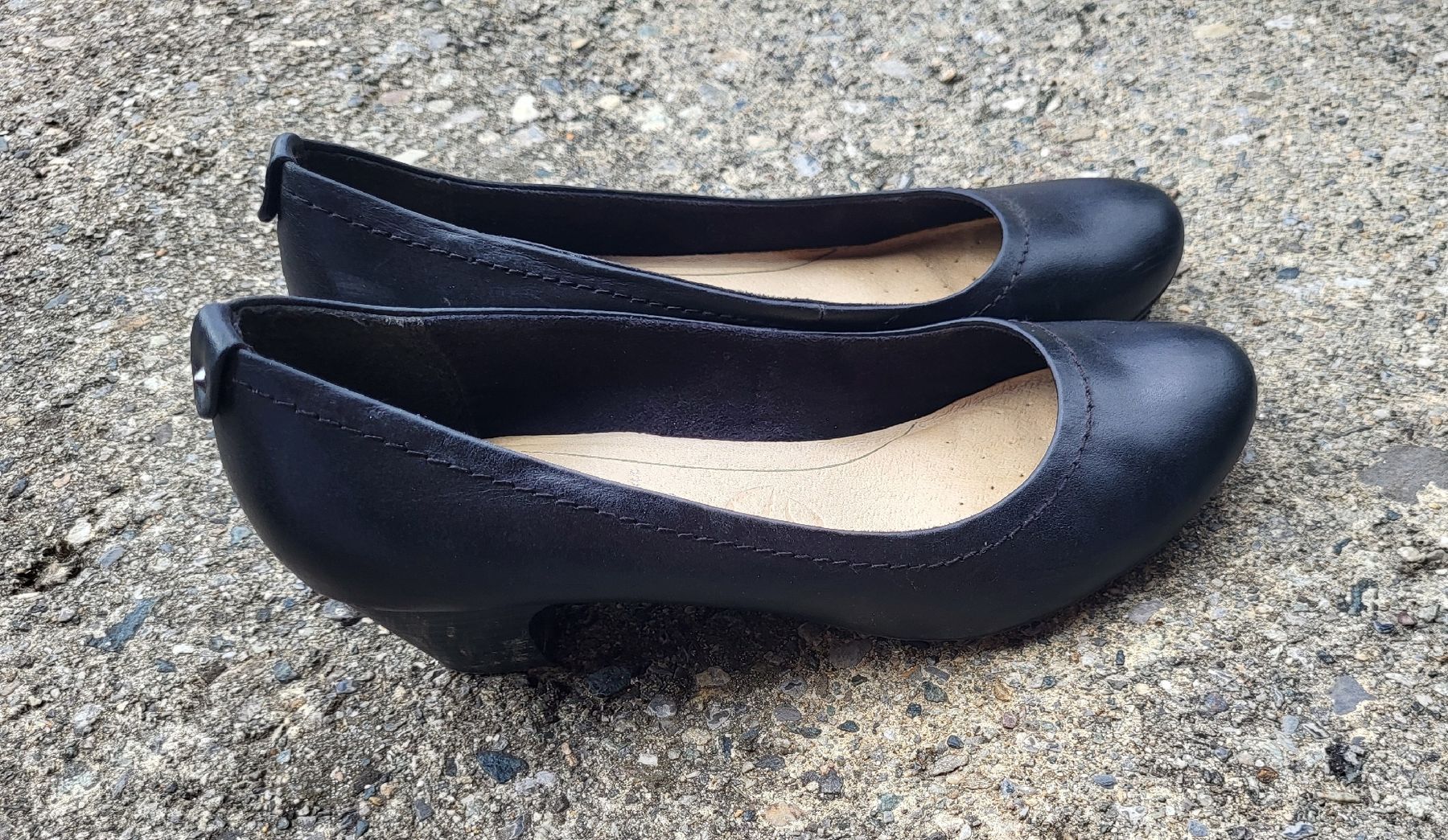 Scarpe da donna: Pumps Damen Grösse 37 Leder – Usato da Davos Clavadel venduto da Spsnka-9774 2